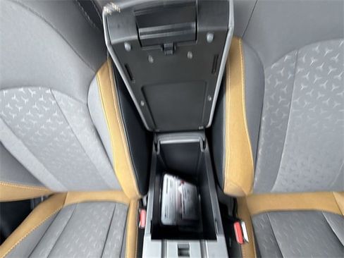 Certified 2025 Subaru Crosstrek 2.5i Sport w/ Crosstrek Mirror Package image 20