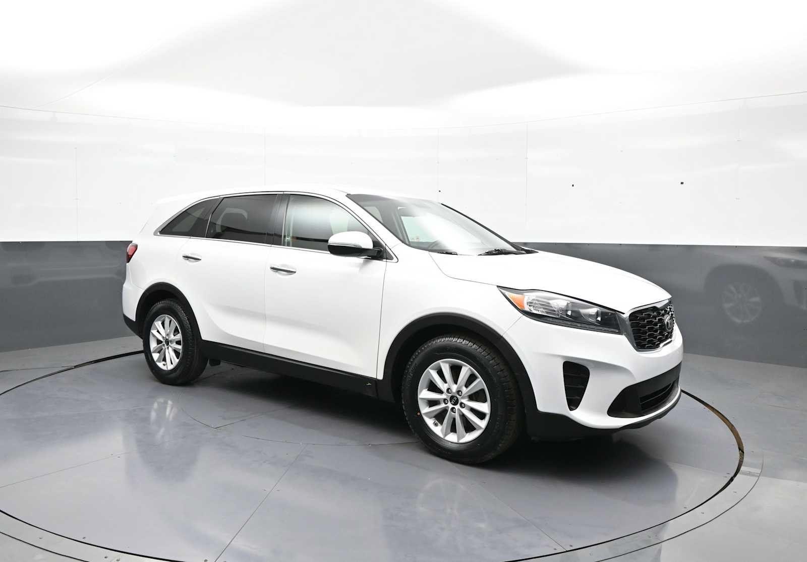 Used 2020 Kia Sorento FWD V6 image 4