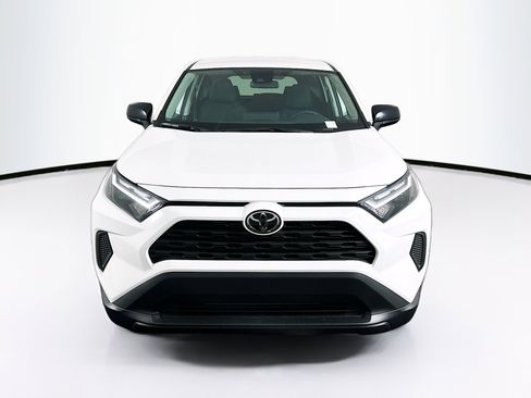 Used 2025 Toyota RAV4 LE image 2
