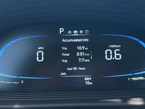 New 2026 Hyundai Venue SE FWD image 24