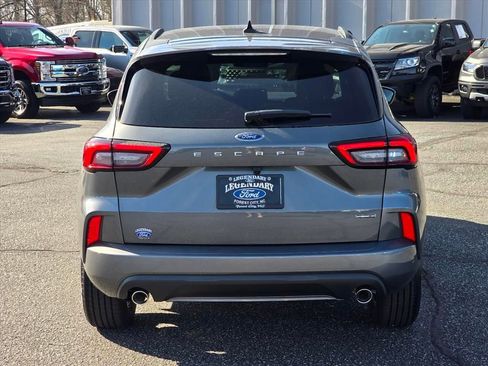 Used 2023 Ford Escape ST-Line Select image 24
