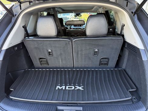 Used 2024 Acura MDX SH-AWD w/ Technology Package image 18