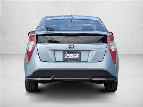 Used 2016 Toyota Prius Four Touring image 7
