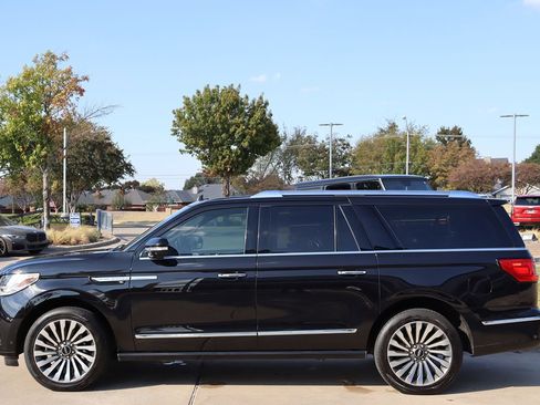 Used 2019 Lincoln Navigator L Reserve image 6