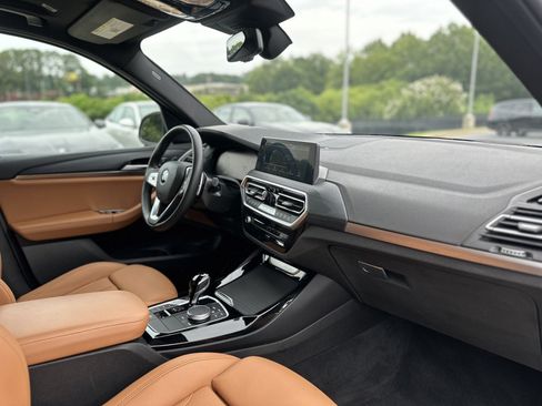 Used 2024 BMW X3 sDrive30i w/ Convenience Package RWD image 23
