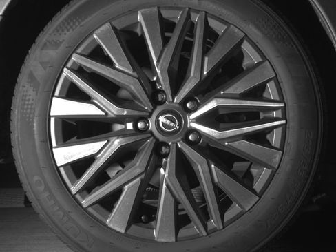 Used 2025 Nissan Altima 2.5 SV image 15