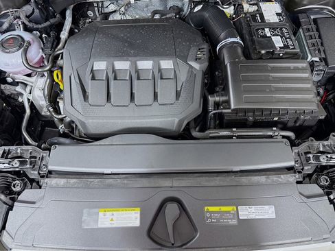 Certified 2025 Audi Q3 2.0T Premium Plus w/ Premium Plus Package image 29