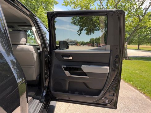 Used 2022 Toyota Tundra Limited RWD image 32
