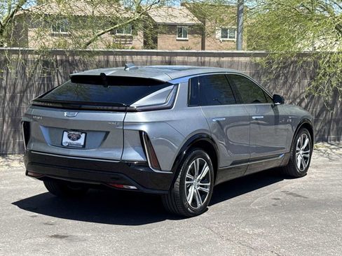 Used 2024 Cadillac Lyriq Luxury RWD image 6