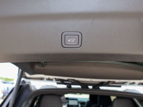New 2026 GMC Yukon Elevation AWD/4WD image 4
