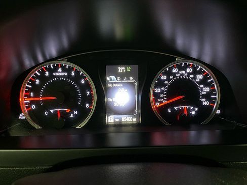 Used 2017 Toyota Camry XSE w/ Advanced Technology Package image 18