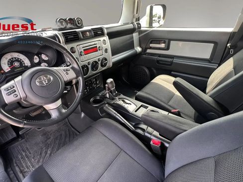 Used 2012 Toyota FJ Cruiser 4WD w/ Upgrade Pkg image 22