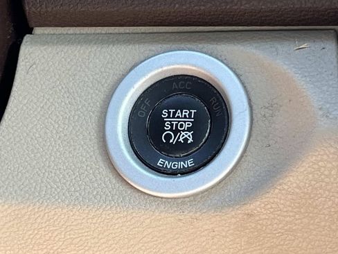 Used 2016 RAM 1500 Laramie Longhorn w/ Convenience Group AWD/4WD image 32