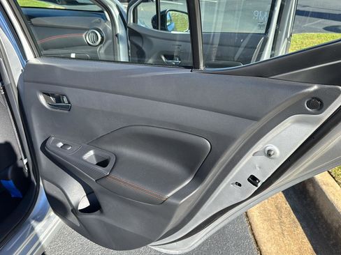 New 2025 Nissan Versa SR w/ Trunk Package image 13