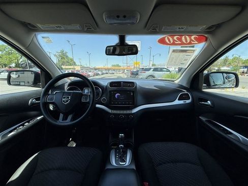 Used 2020 Dodge Journey SE FWD image 23
