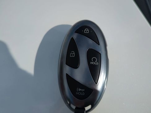 New 2026 Hyundai Elantra Limited image 37