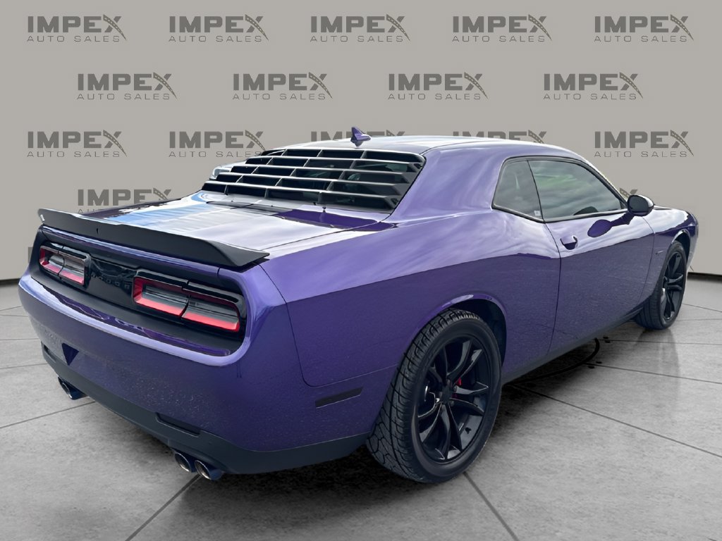 Used 2016 Dodge Challenger R/T Plus RWD image 5