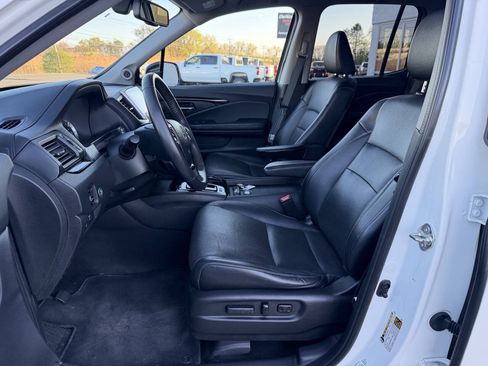 Used 2017 Honda Ridgeline RTL-E image 10