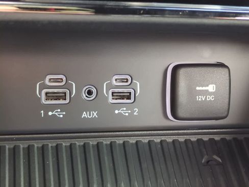 New 2026 Jeep Grand Cherokee Altitude AWD/4WD image 33