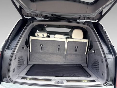 New 2026 Cadillac Escalade IQL Sport 1 image 24