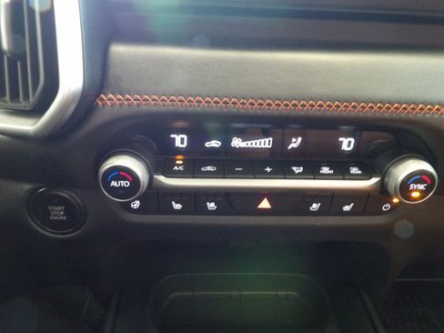 Certified 2025 MAZDA CX-50 Meridian Edition w/ Weather Package image 34