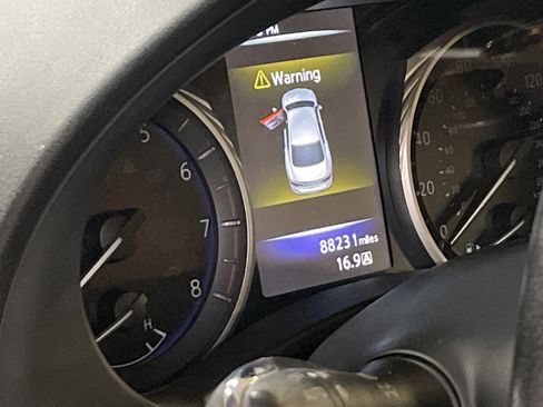 Used 2016 INFINITI Q50 Premium w/ 2.0T Premium Plus Package image 9