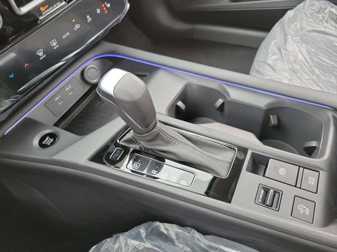 New 2026 Nissan Sentra SV w/ SV Convenience Package FWD image 28
