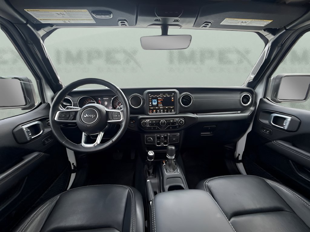 Used 2022 Jeep Wrangler Unlimited Sahara w/ Cold Weather Group AWD/4WD image 11