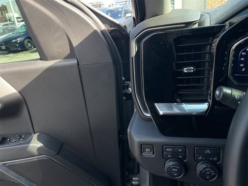 Used 2023 Chevrolet Silverado 1500 LT Trail Boss w/ Protection Package image 19