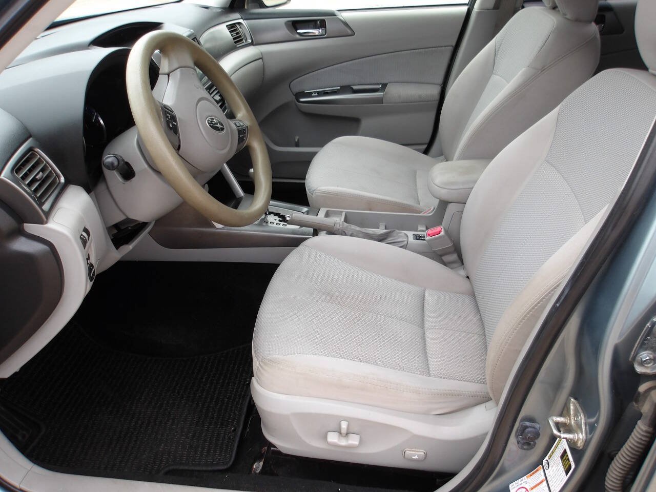 Used 2013 Subaru Forester 2.5X Premium w/ All-Weather Pkg AWD/4WD image 6