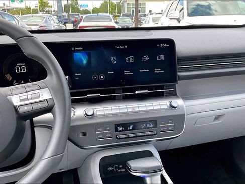 Certified 2024 Hyundai Kona SEL image 7