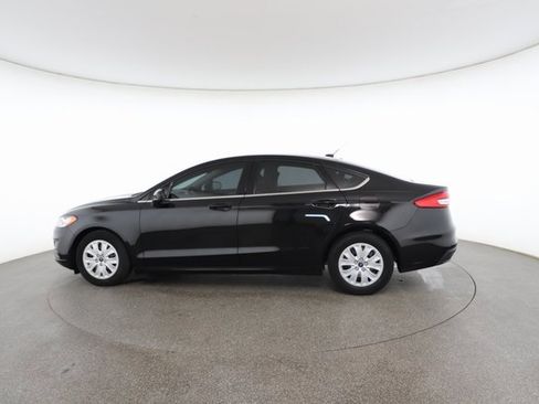 Used 2019 Ford Fusion S image 7