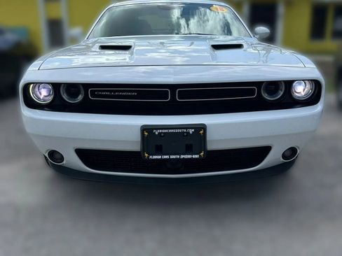 Used 2018 Dodge Challenger SXT Plus RWD image 15