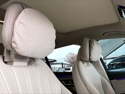 Certified 2023 Mercedes-Benz EQS 450+ SUV image 13