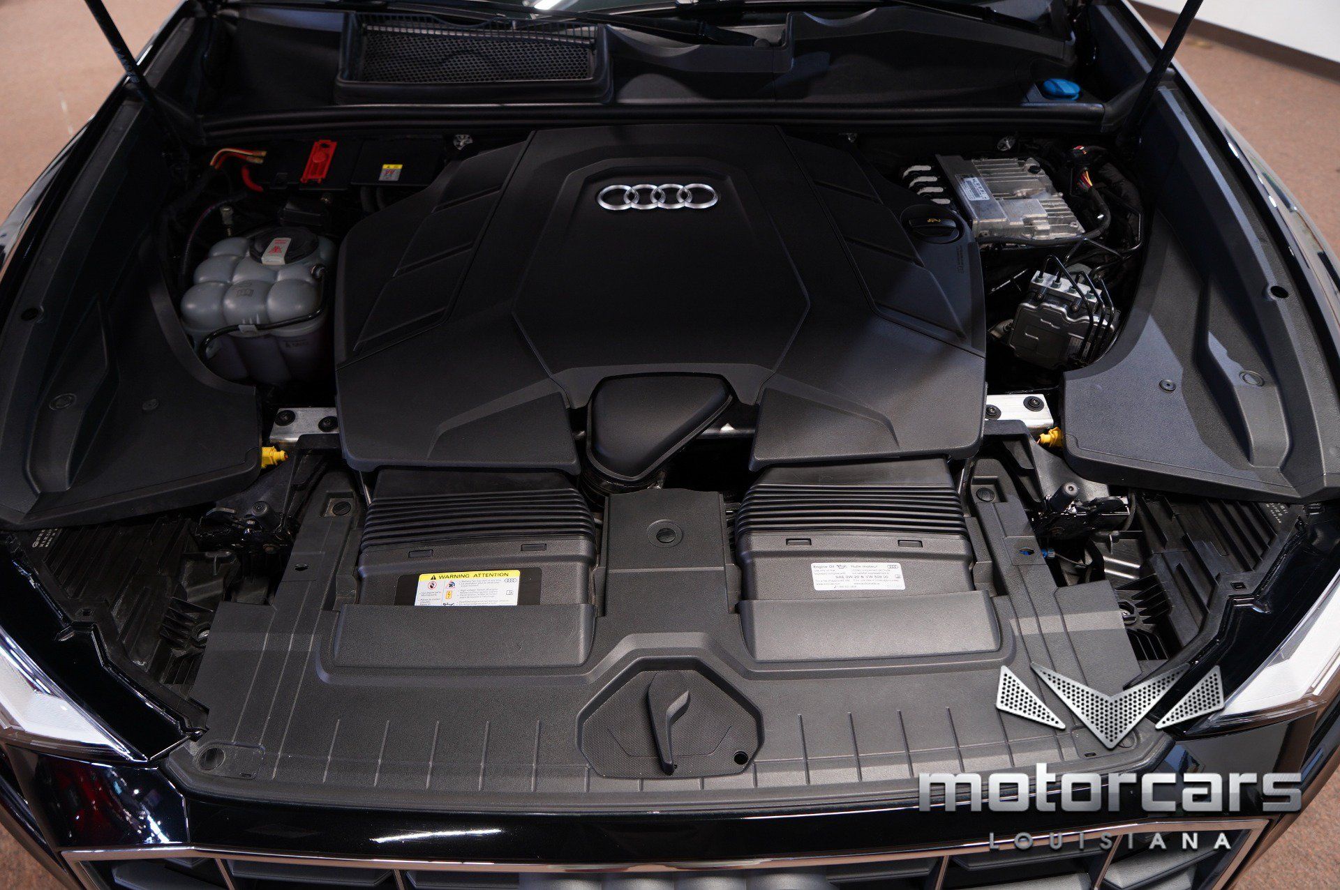 Used 2022 Audi Q8 Premium AWD/4WD image 24