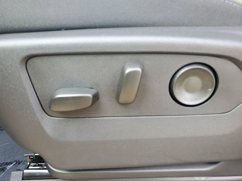 New 2026 Chevrolet Suburban LS image 21