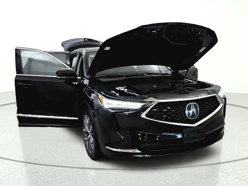 Used 2024 Acura MDX SH-AWD w/ Technology Package image 9