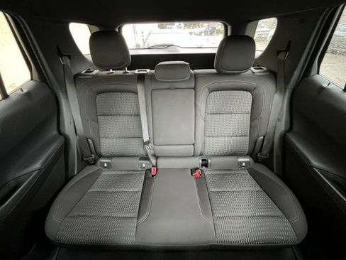 Used 2025 Chevrolet Equinox LT image 38