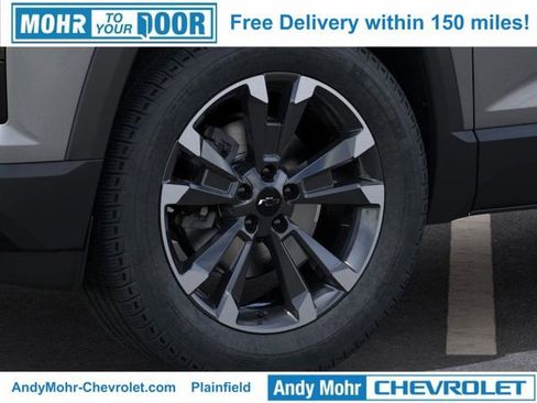 New 2026 Chevrolet Equinox RS w/ LPO, Floor Liner Package image 9