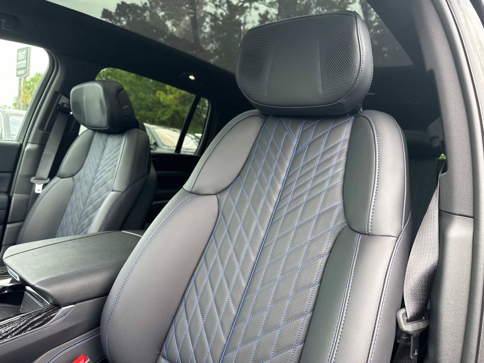 New 2026 Cadillac Escalade IQ Luxury 1 w/ LPO, Floor Liner Package AWD/4WD image 16