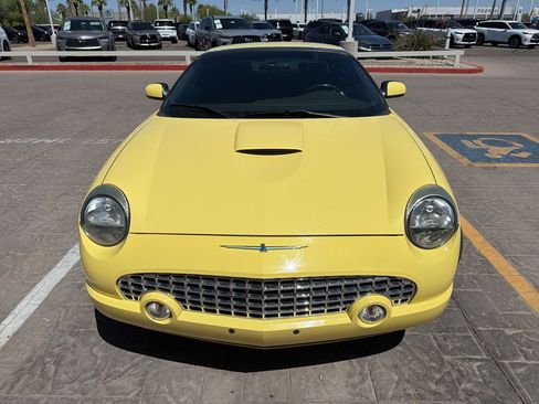 Used 2002 Ford Thunderbird image 10