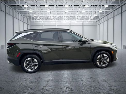 Certified 2025 Hyundai Tucson SEL FWD image 8