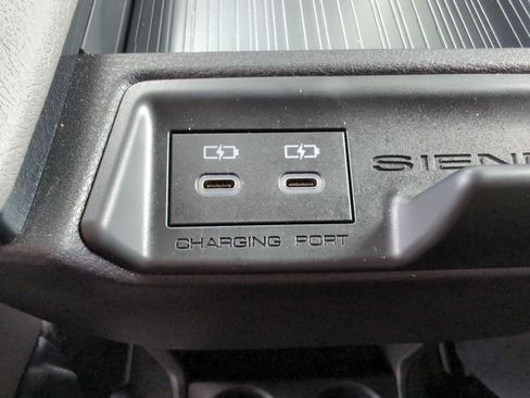 Certified 2026 Toyota Sienna XLE FWD image 41