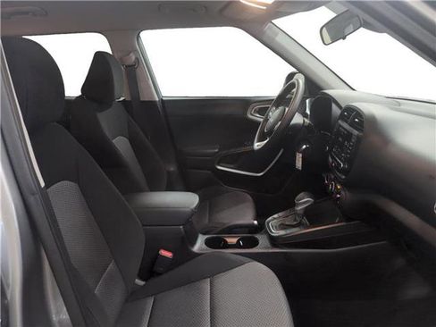 Used 2024 Kia Soul LX w/ Option Group 015 FWD image 15