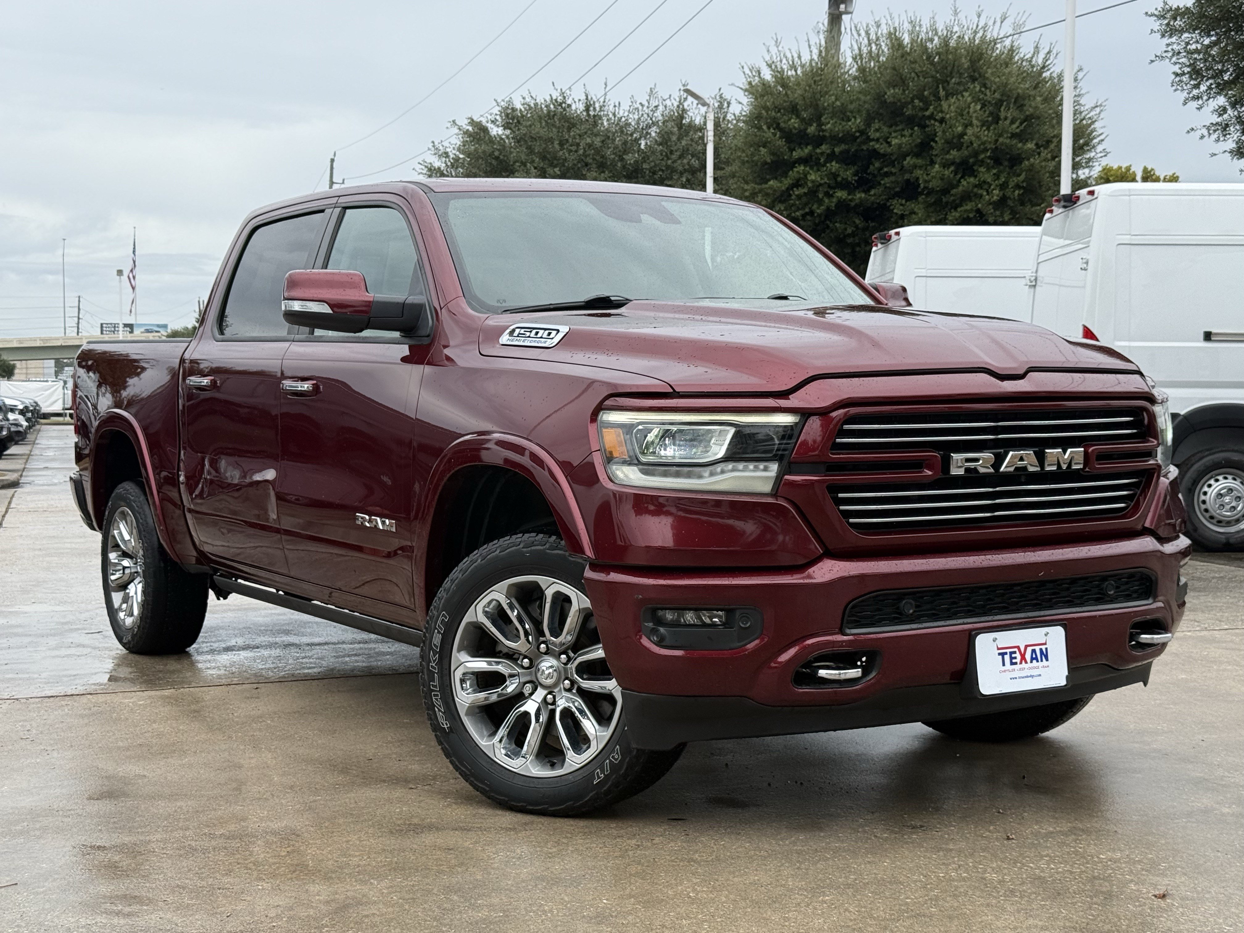 Used 2022 RAM 1500 Laramie w/ Laramie Southwest Edition AWD/4WD image 2