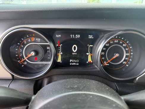 Used 2021 Jeep Gladiator Sport AWD/4WD image 8