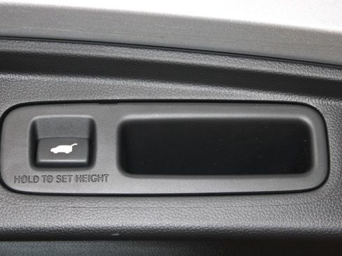 Used 2025 Honda CR-V EX-L image 32