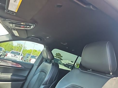 Used 2021 Jeep Grand Cherokee L Laredo image 17