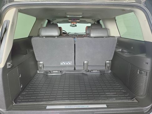 Used 2014 GMC Yukon XL Denali AWD/4WD image 29