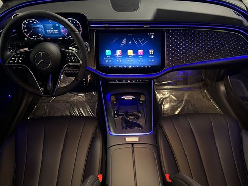 New 2026 Mercedes-Benz E 350 Sedan image 12